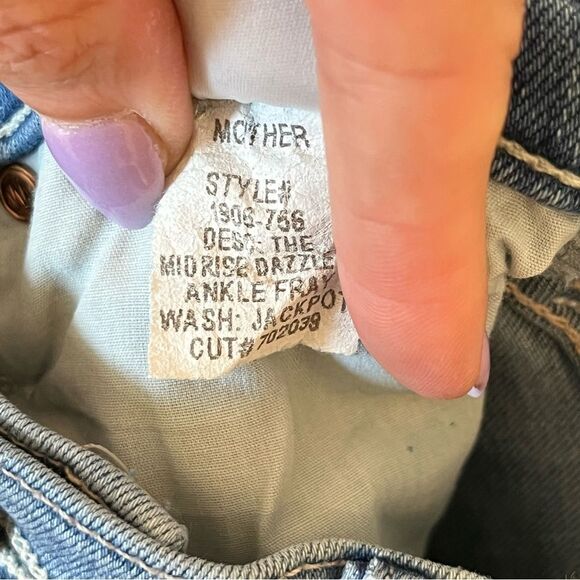 MOTHER The Mid Rise Dazzler Ankle Fray Jeans in Jackpot size 26 - Picture 12 of 16
